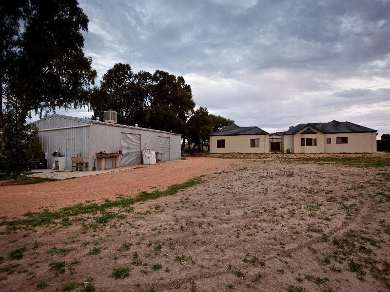 4 Allen Court, Gol Gol NSW 2738