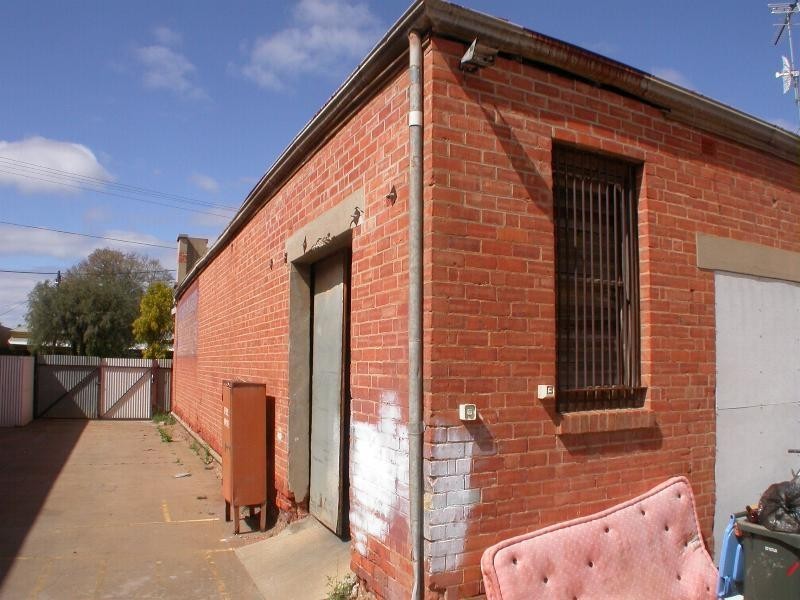 129 Pine Avenue, Mildura VIC 3500