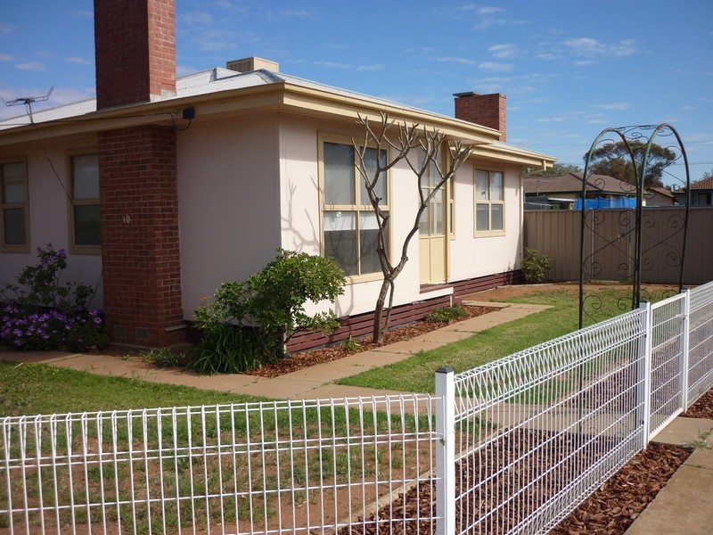 10 Westcliff Road, Red Cliffs VIC 3496
