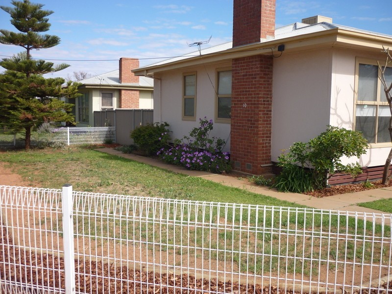 10 Westcliff Road, Red Cliffs VIC 3496