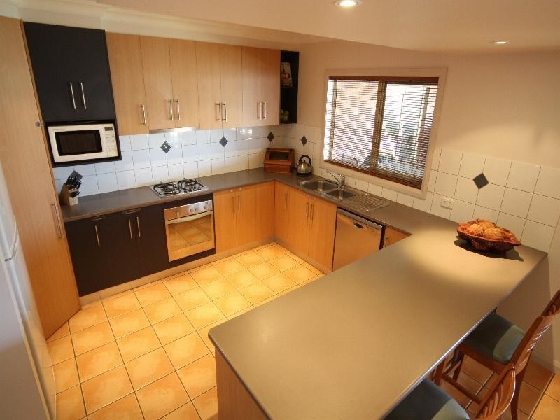 10 Fiona Drive, Gol Gol NSW 2738