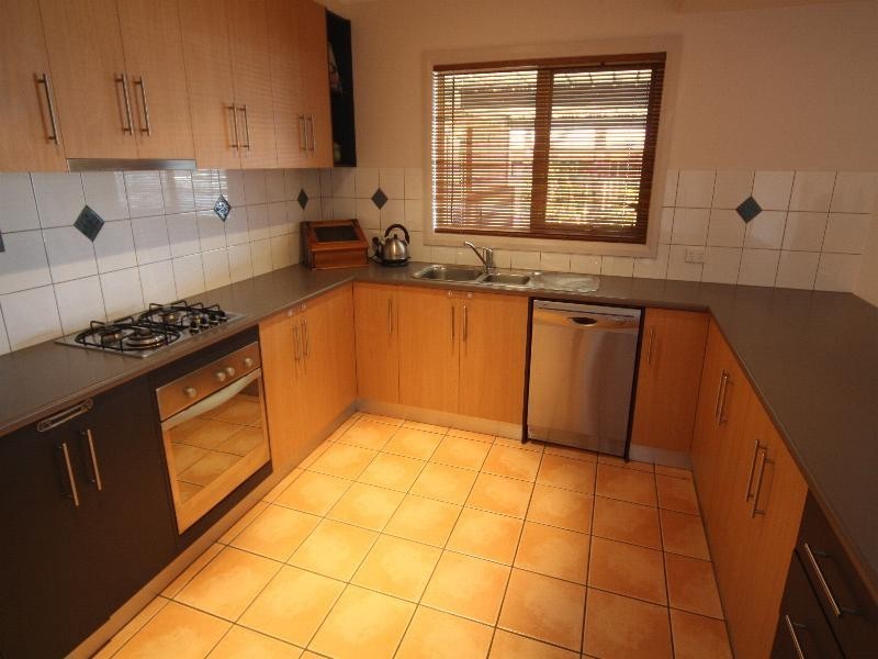 10 Fiona Drive, Gol Gol NSW 2738