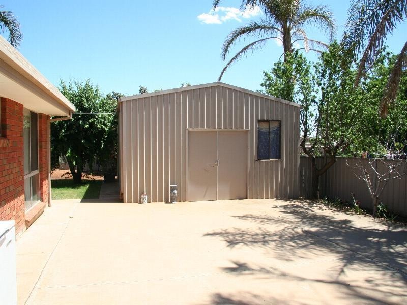 18 Helen Court, Mildura VIC 3500