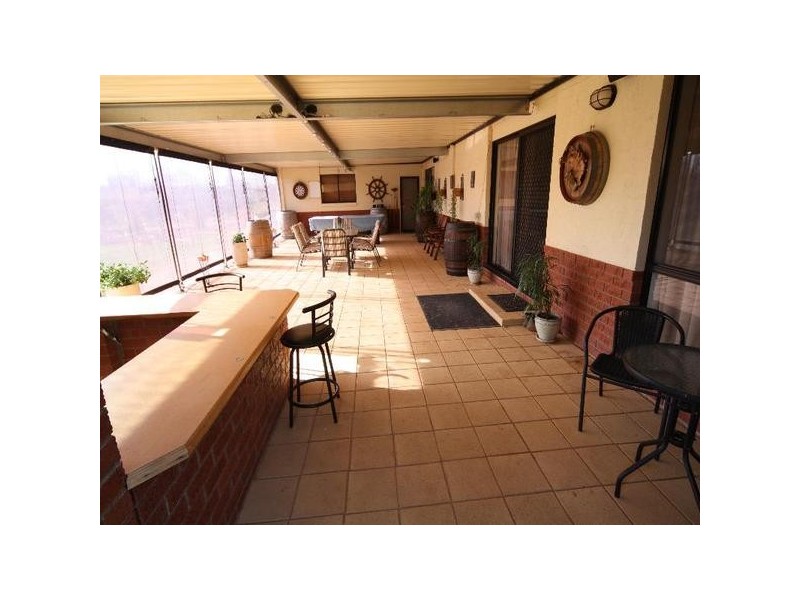 19 Cobb & Co Way, Gol Gol NSW 2738