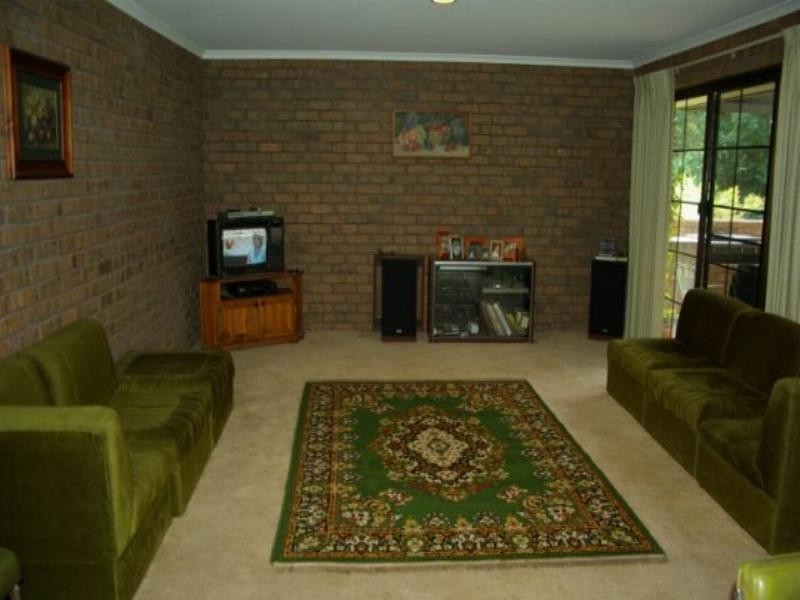 10 Robyn Court, Irymple VIC 3498