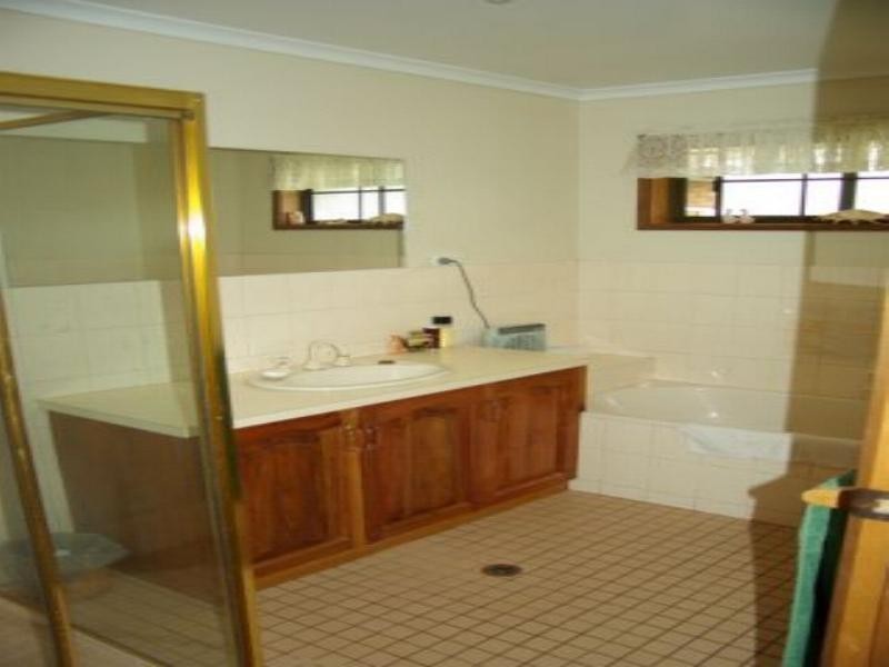 10 Robyn Court, Irymple VIC 3498