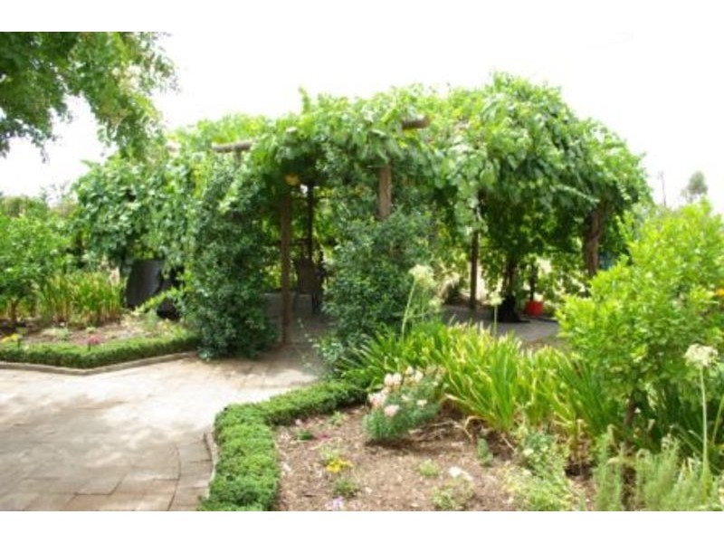 52 Channel Road, Curlwaa NSW 2648