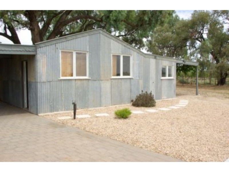 52 Channel Road, Curlwaa NSW 2648