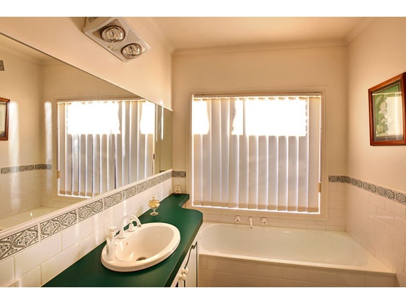 570 Koorlong Avenue, Irymple VIC 3498