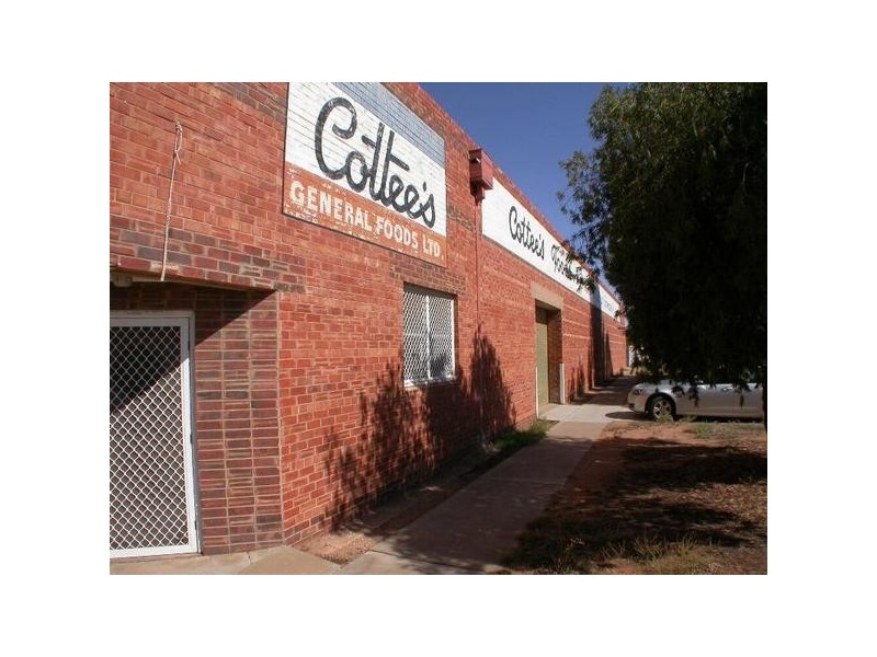 125-127 Pine Avenue, Mildura VIC 3500
