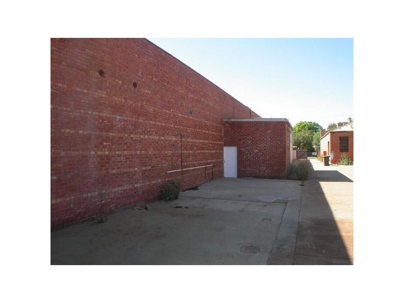 125-127 Pine Avenue, Mildura VIC 3500