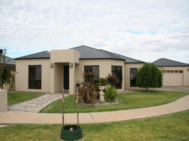 6 Heidi Court, Mildura VIC 3500