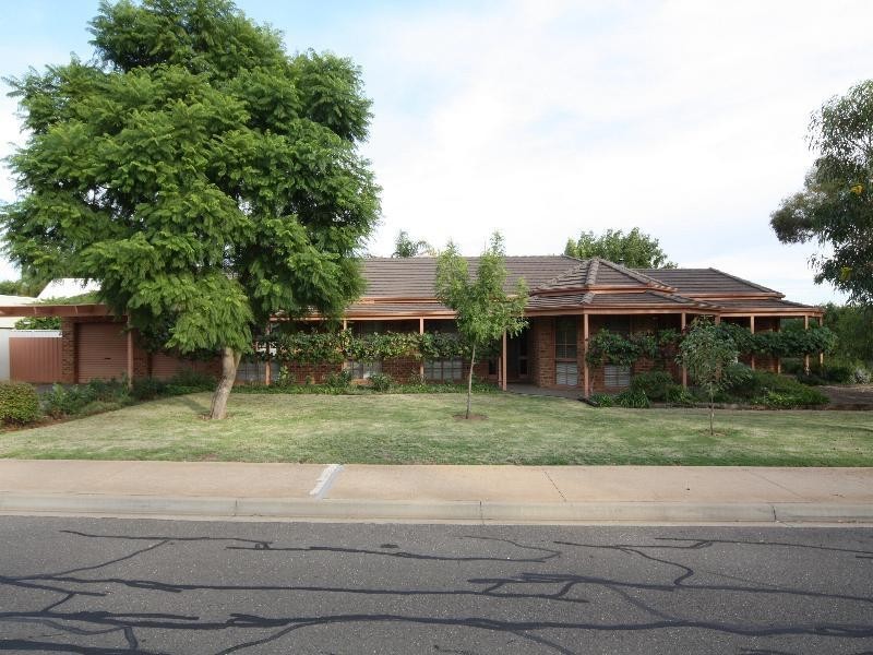 11 Karinya Drive, Mildura VIC 3500