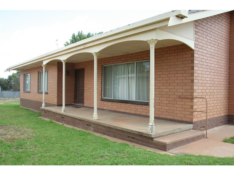 87 Wood Street, Gol Gol NSW 2738