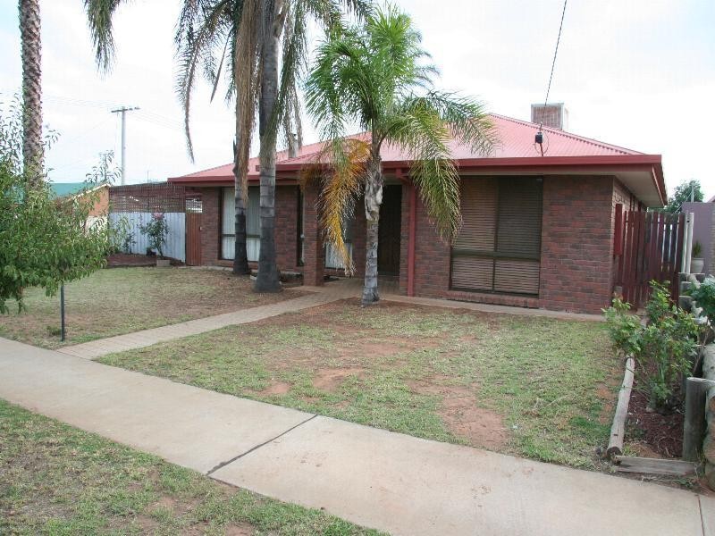 1 Nicholls Court, Red Cliffs VIC 3496