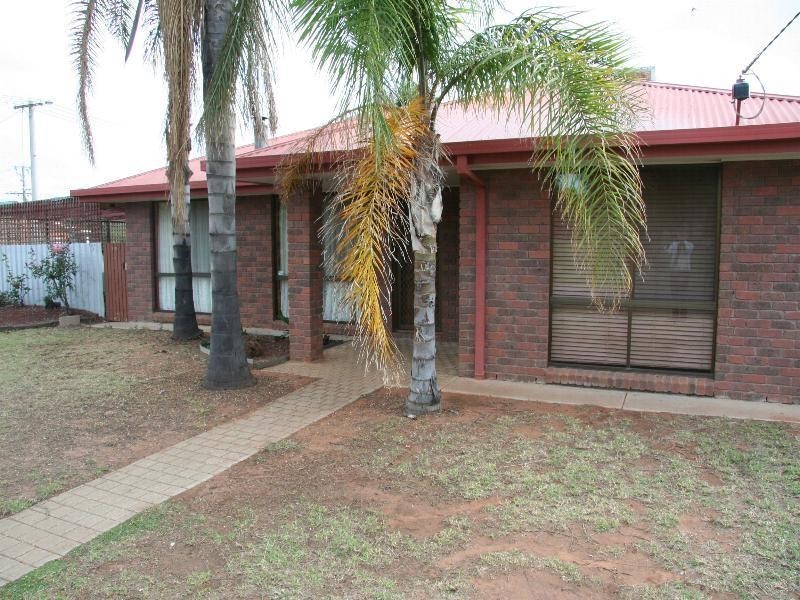 1 Nicholls Court, Red Cliffs VIC 3496