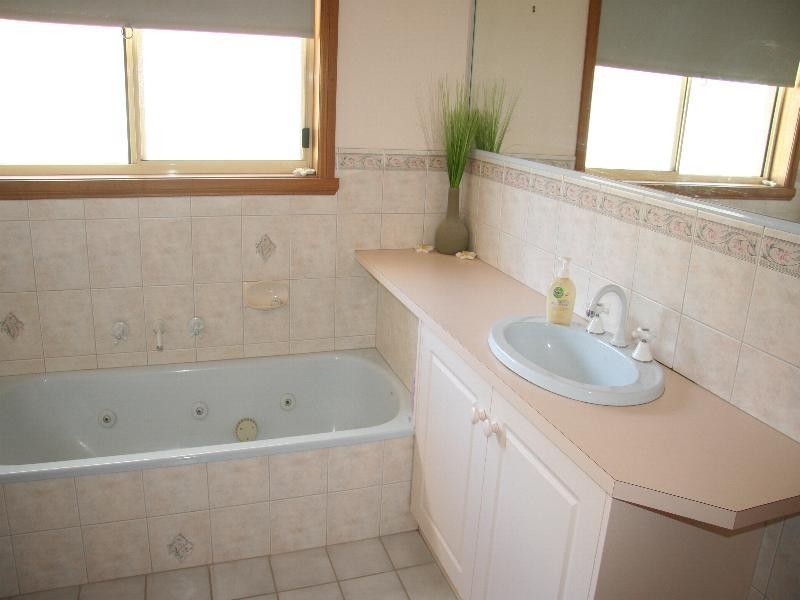 11 Holyoake Way, Mildura VIC 3500