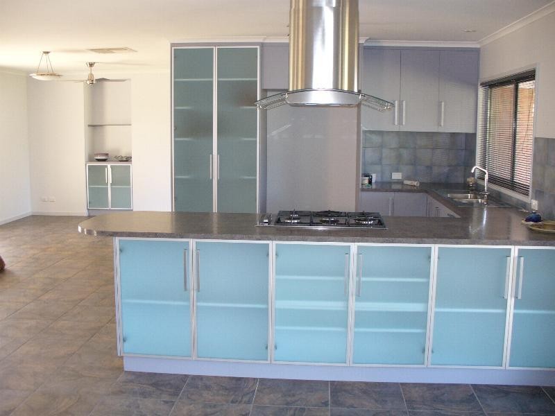 10 Lakeside Drive, Mildura VIC 3500