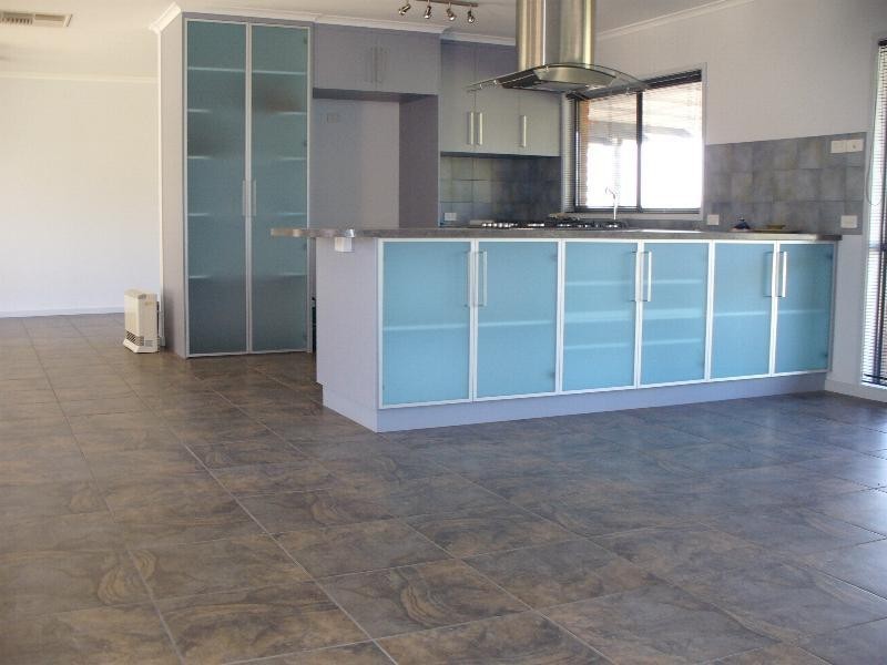 10 Lakeside Drive, Mildura VIC 3500