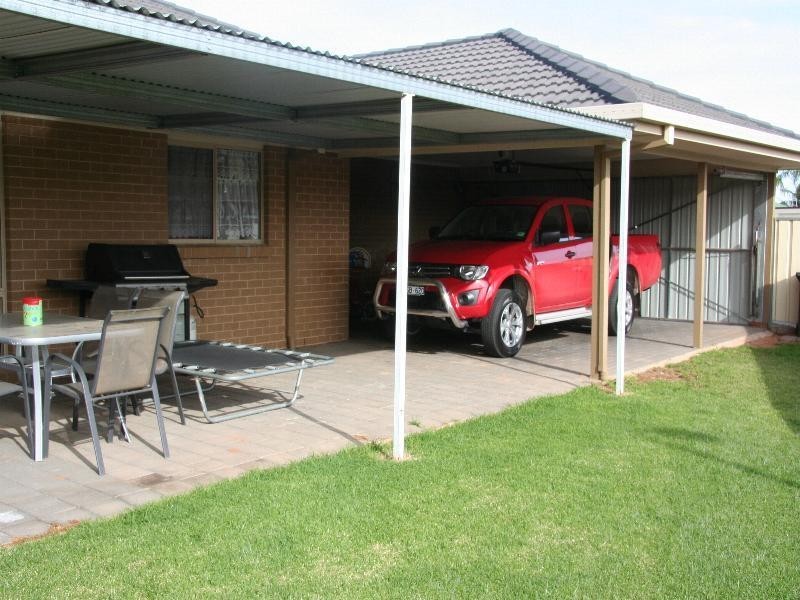 10 Vineleaf Street, Mildura VIC 3500