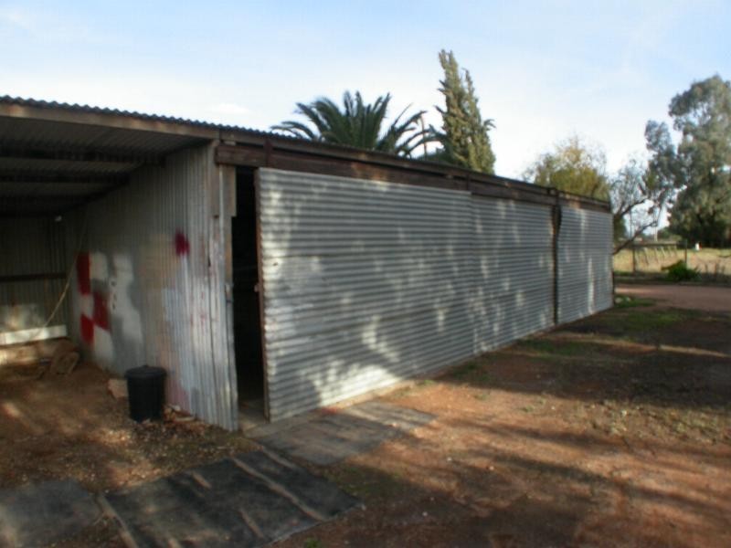 70 Ginquam Avenue, Mildura VIC 3500