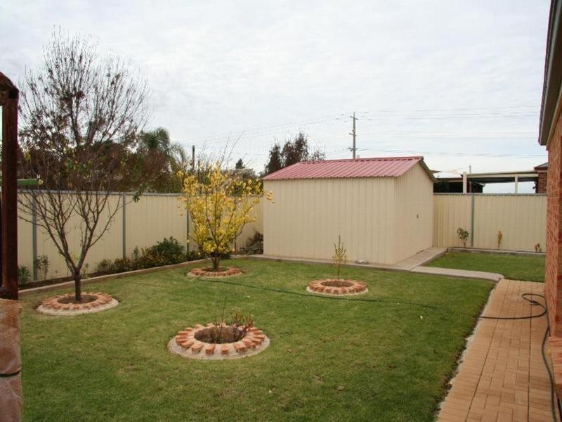 37 Belle Gardens Drive, Mildura VIC 3500