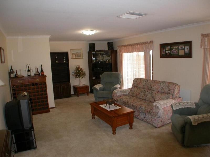 13 Matotek Court, Mildura VIC 3500