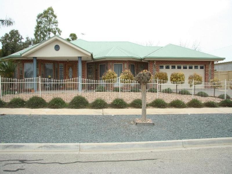 11 Harmony Drive, Mildura VIC 3500