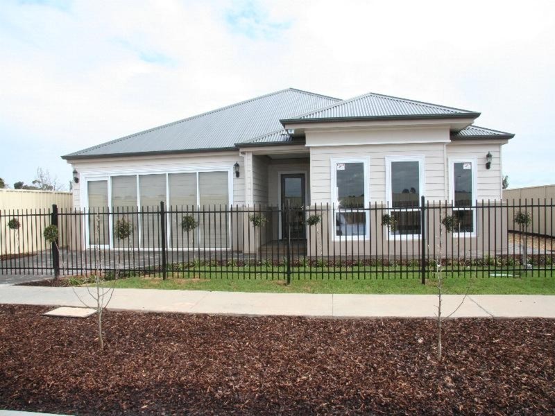 72 Battalion Drive, Mildura VIC 3500