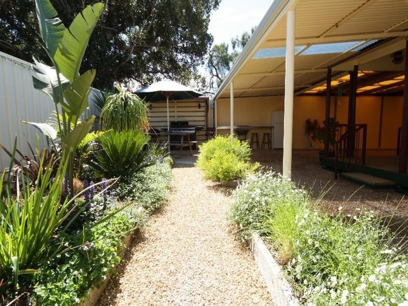 67 Douglas Avenue, Mildura VIC 3500
