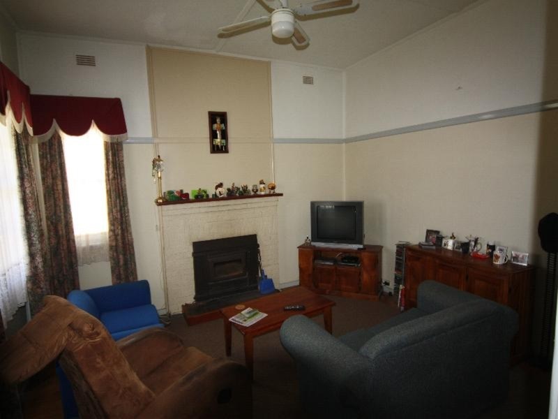 69 Douglas Avenue, Mildura VIC 3500