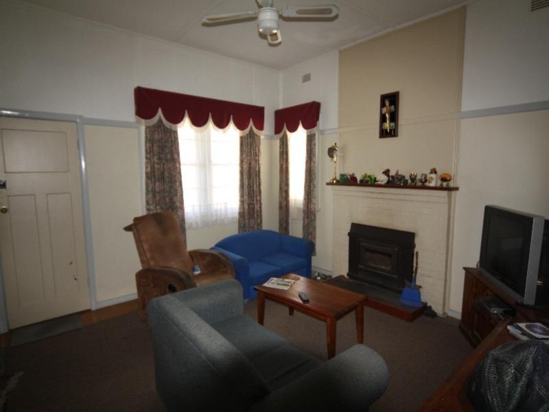 69 Douglas Avenue, Mildura VIC 3500