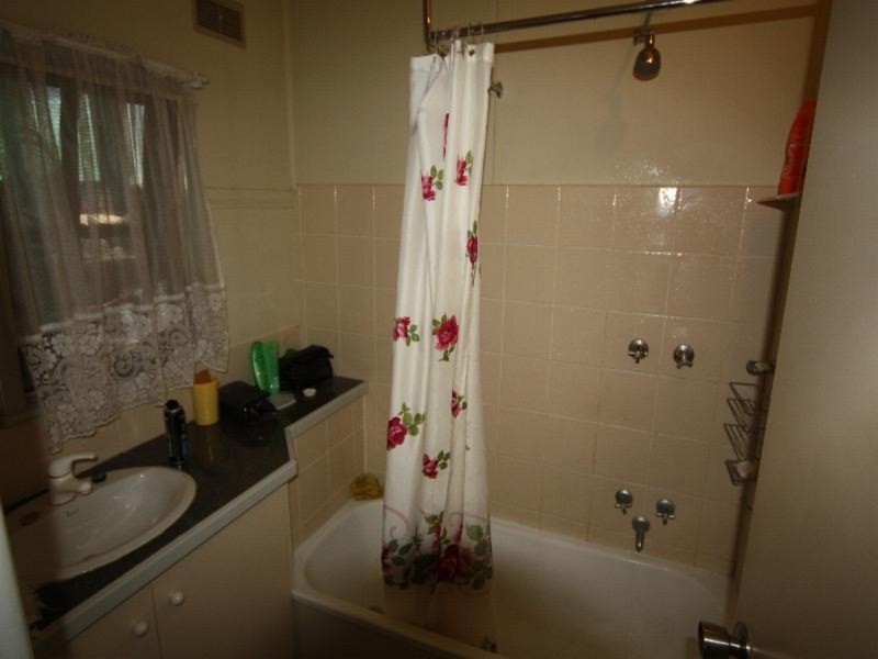 69 Douglas Avenue, Mildura VIC 3500