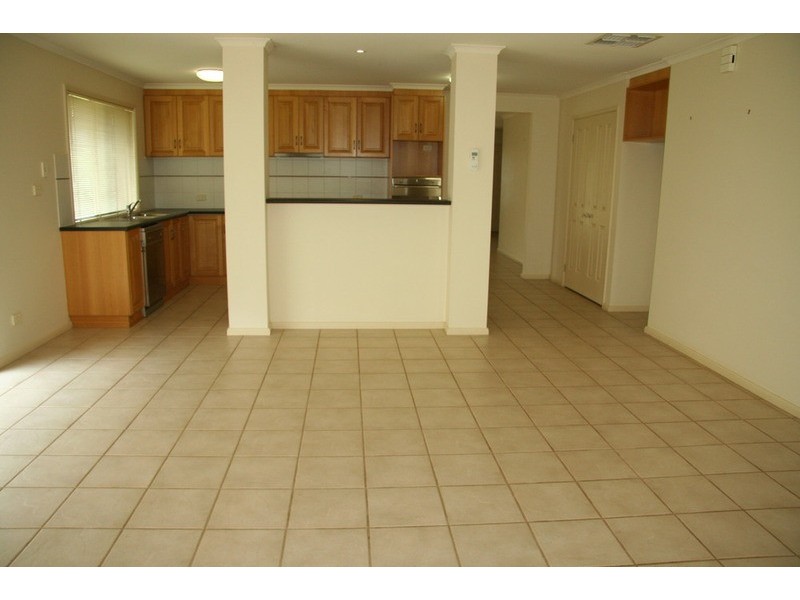 11 Canterbury Drive, Mildura VIC 3500