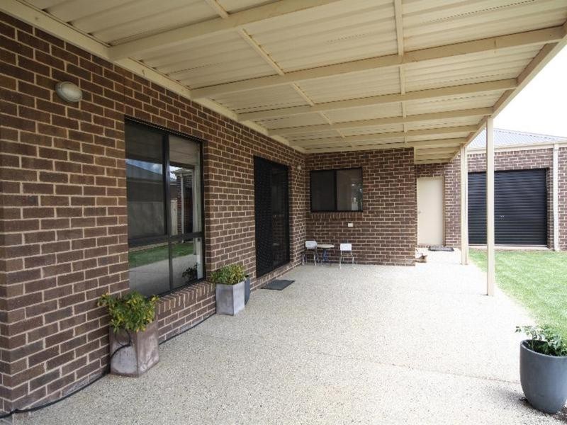 8 Nicholas Avenue, Mildura VIC 3500