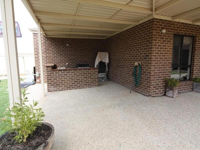 8 Nicholas Avenue, Mildura VIC 3500