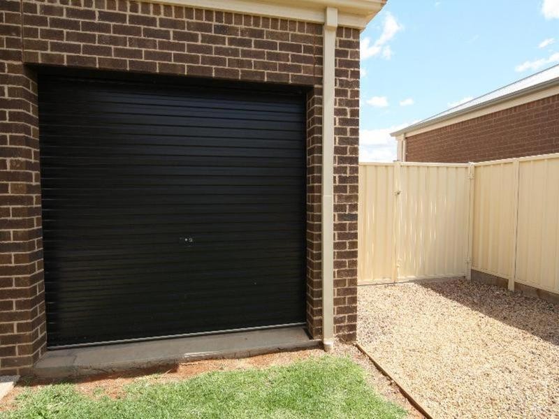 8 Nicholas Avenue, Mildura VIC 3500