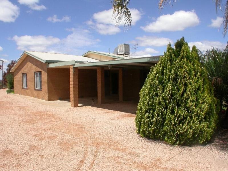 814 Cureton Avenue, Nichols Point VIC 3501