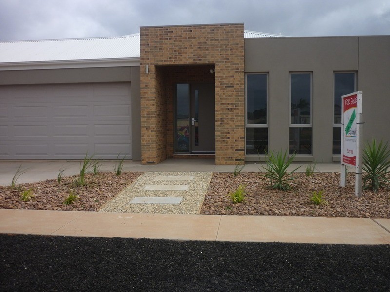 15 Wisteria Way, Mildura VIC 3500