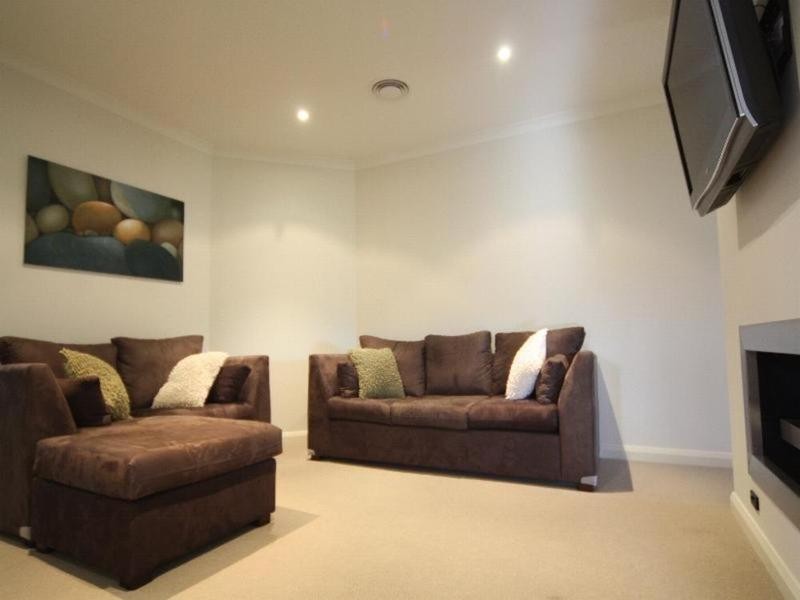 4 Robert Court, Gol Gol NSW 2738