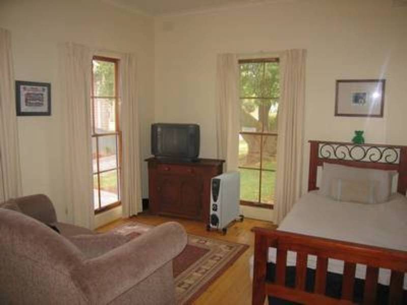 12 Richardson Grove, Mildura VIC 3500