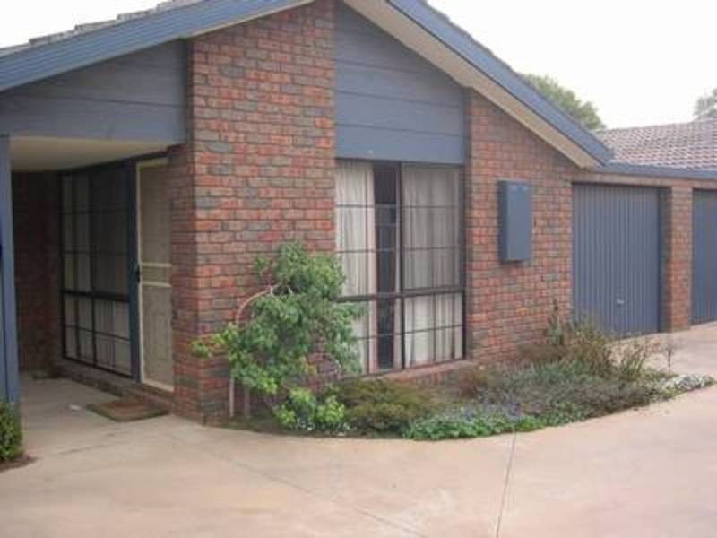 2/15 The Boulevard, Mildura VIC 3500