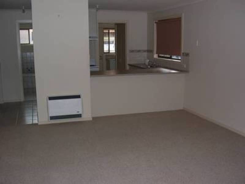 2/15 The Boulevard, Mildura VIC 3500