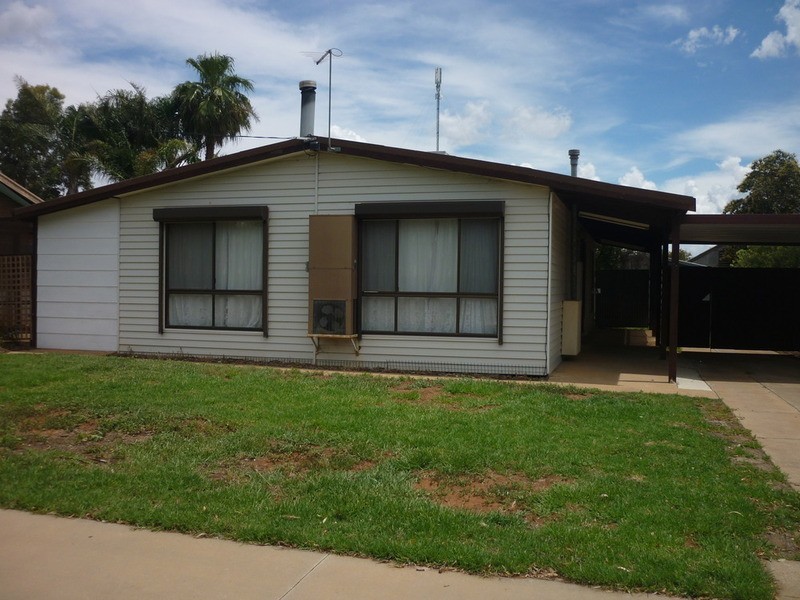 9 Elm Street, Irymple VIC 3498