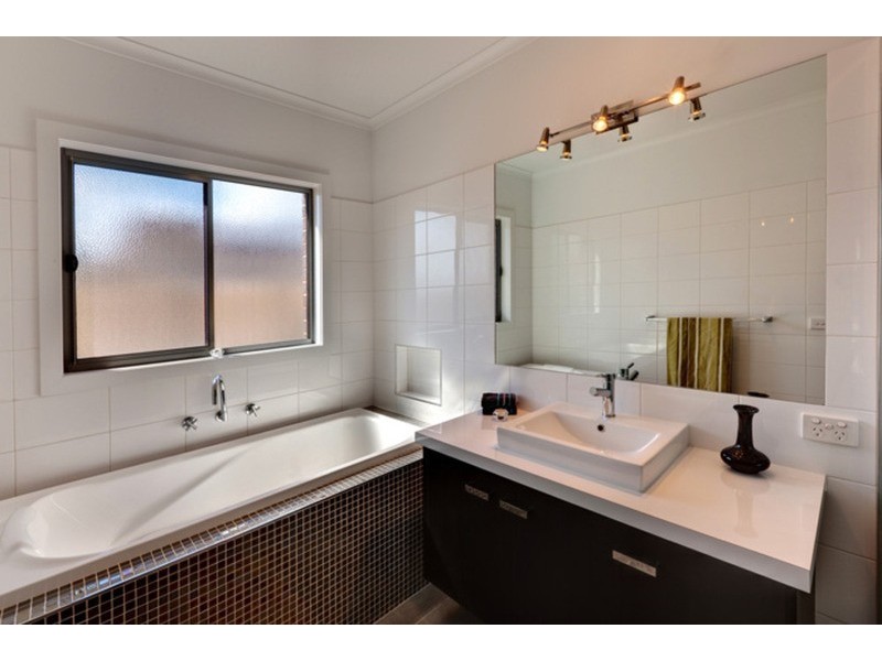 15 Freshwater Court, Mildura VIC 3500