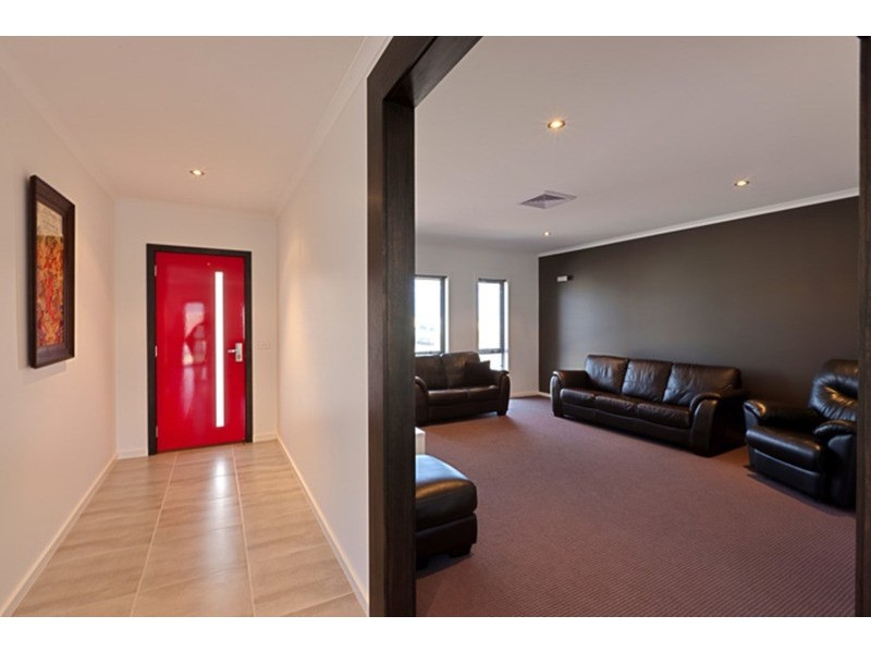 15 Freshwater Court, Mildura VIC 3500