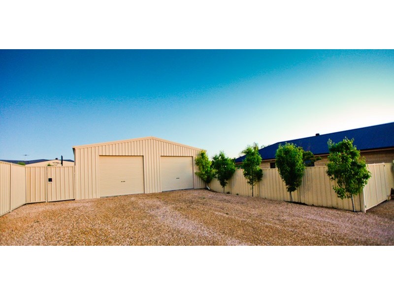 588 Koorlong Avenue, Irymple VIC 3498