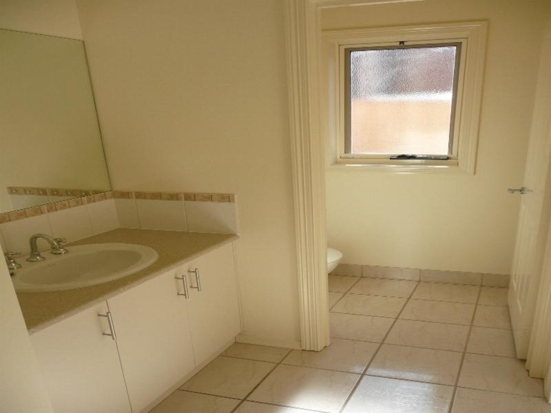 1/383 Eleventh Street, Mildura VIC 3500