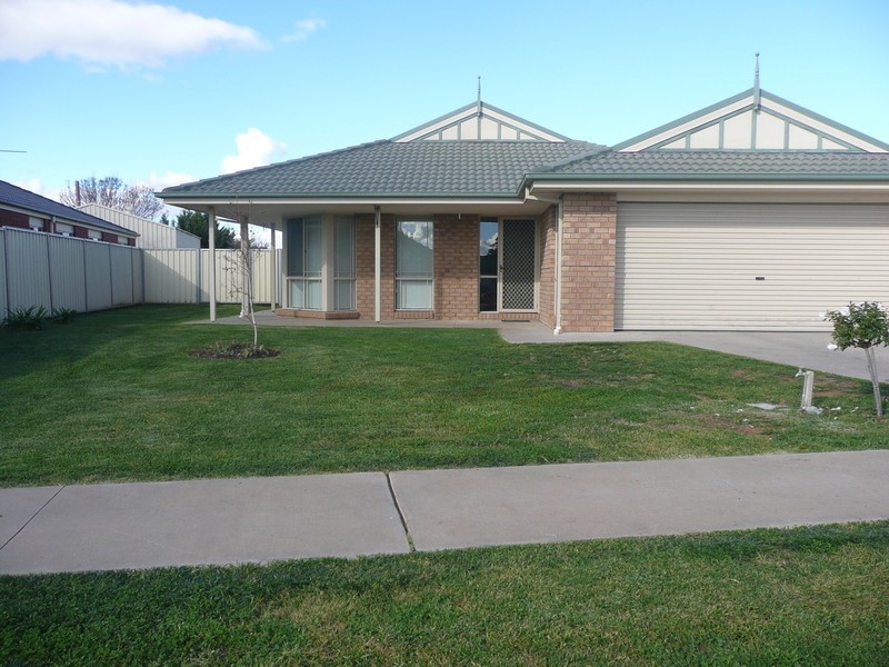 28 Etherington Drive, Mildura VIC 3500