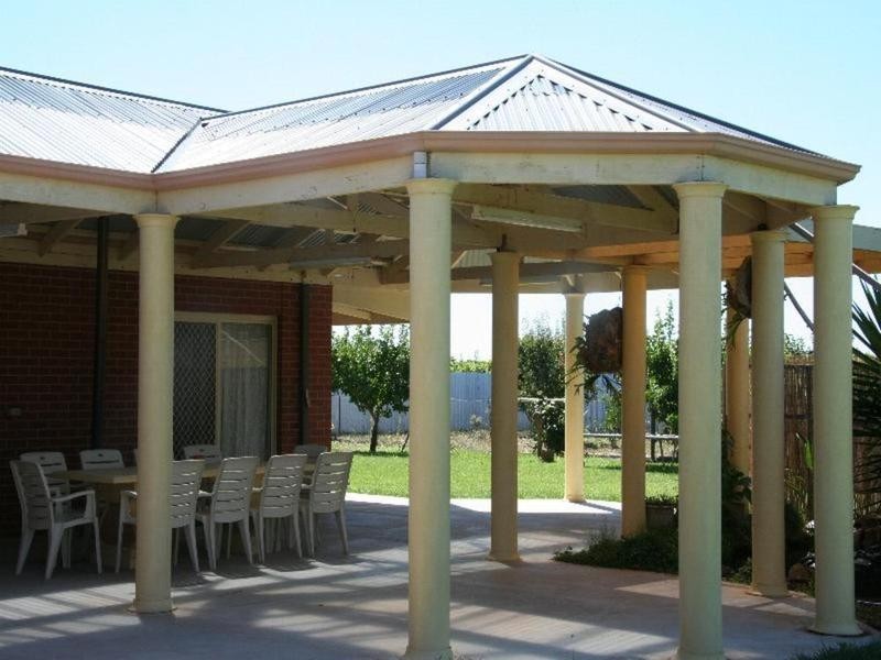 1094 Sandilong Avenue, Irymple VIC 3498